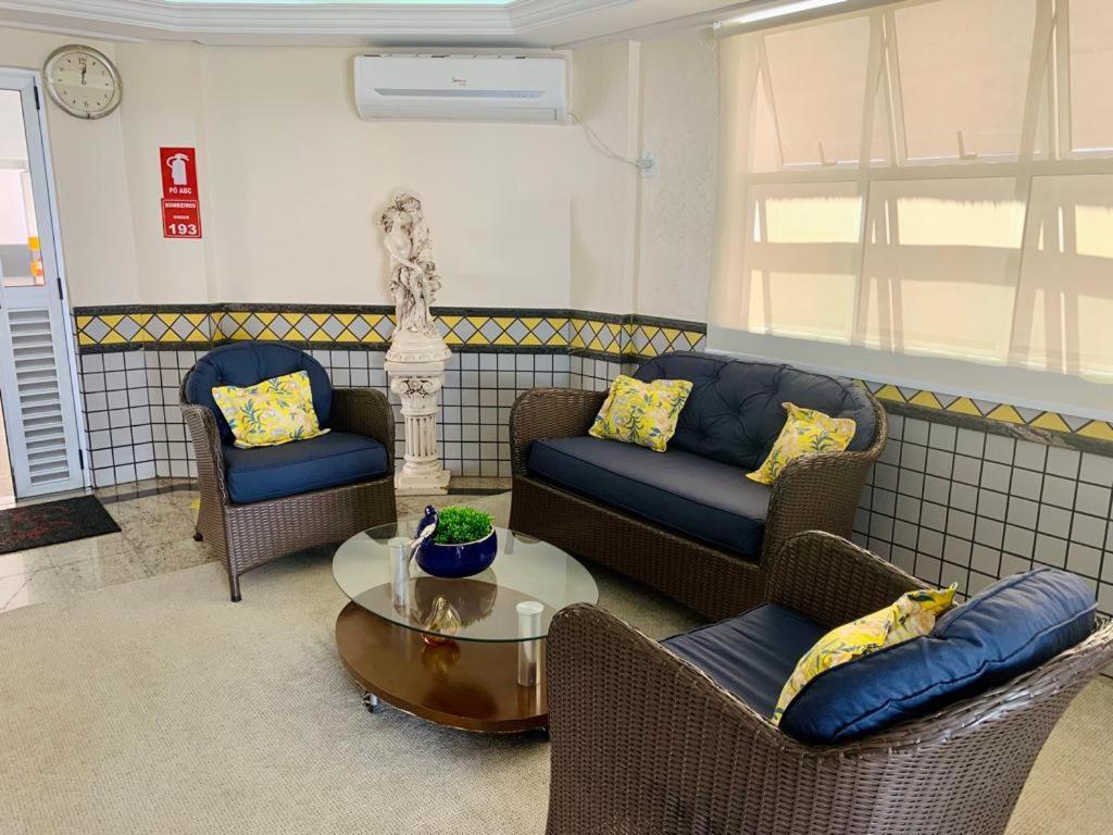 Hotel Buriti Stop (Adults Only) กัวยาเนีย ภายนอก รูปภาพ